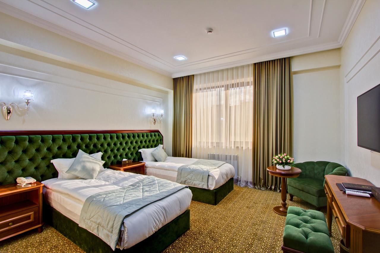 Отель Plaza Hotel Almaty Алматы-13