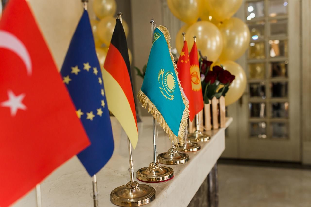 Отель Plaza Hotel Almaty Алматы-31