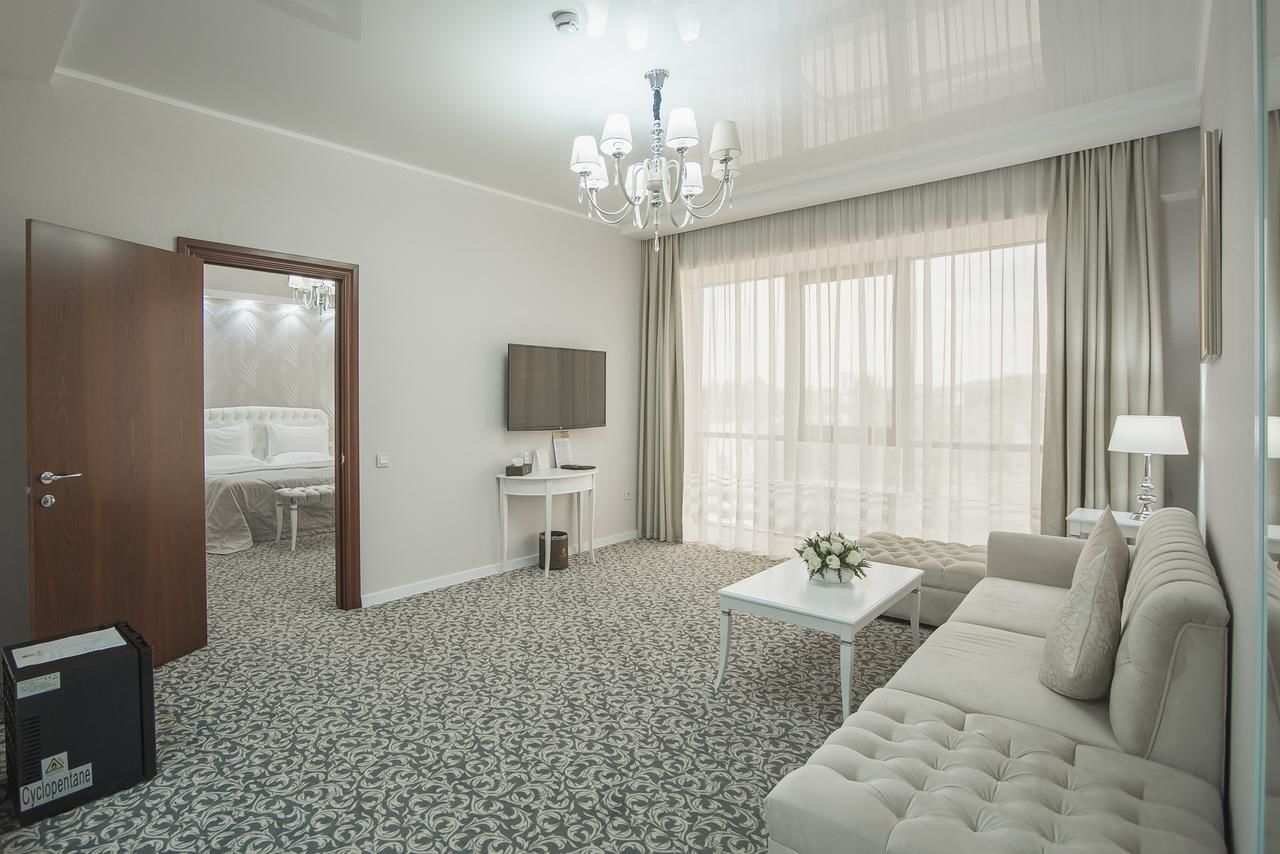 Отель Plaza Hotel Almaty Алматы