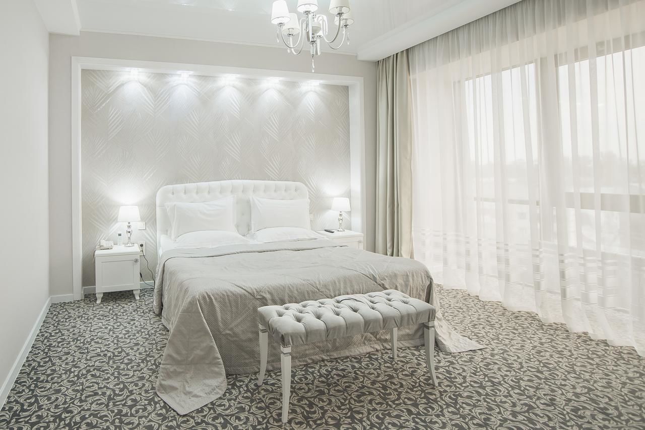 Отель Plaza Hotel Almaty Алматы