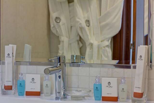 Отель Plaza Hotel Almaty Алматы-16