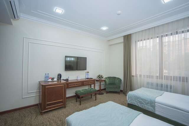 Отель Plaza Hotel Almaty Алматы-21