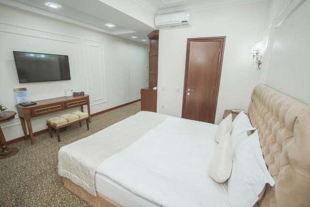 Отель Plaza Hotel Almaty Алматы-48