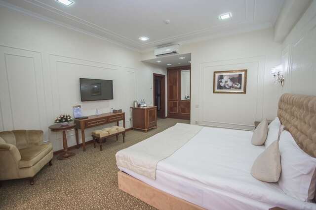 Отель Plaza Hotel Almaty Алматы-11